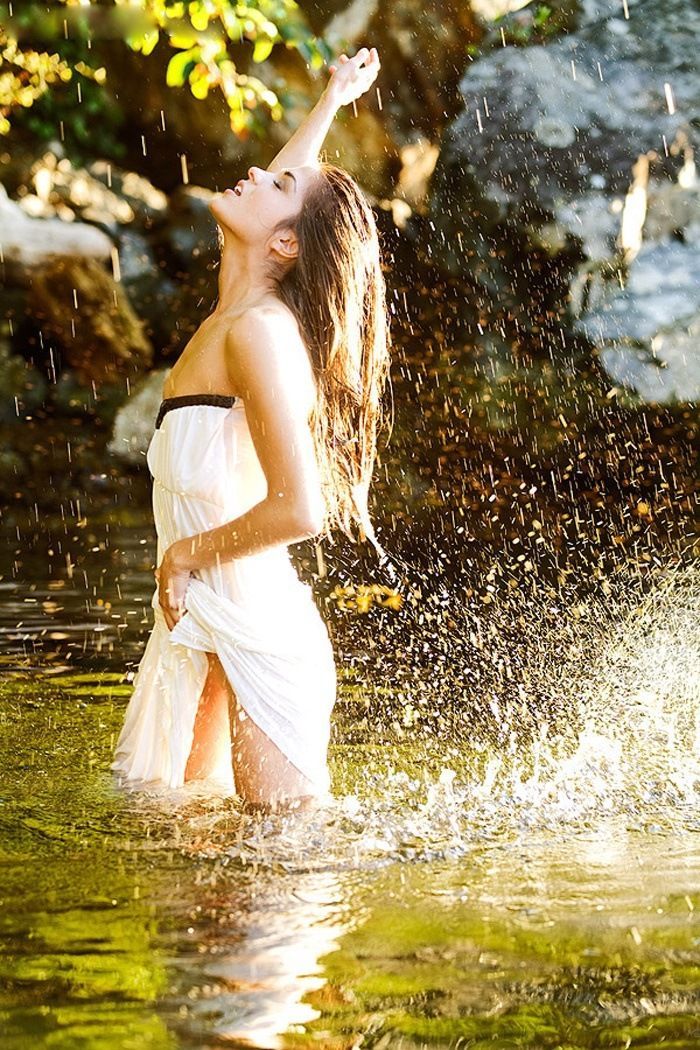 Marie Avgeropoulos in Kishinev