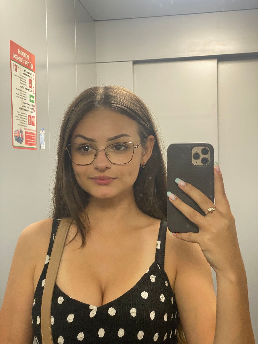 Sexy model Stacy in Kishinev